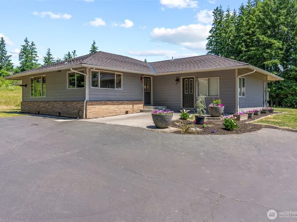 106 Barba Road, Castle Rock, WA 98611
