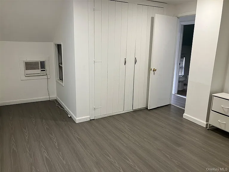 18 Park Ave — Photo 11