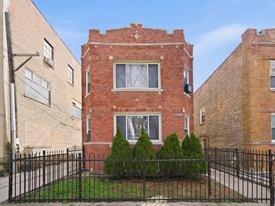 1025 N Trumbull Ave, Chicago, IL, 60651