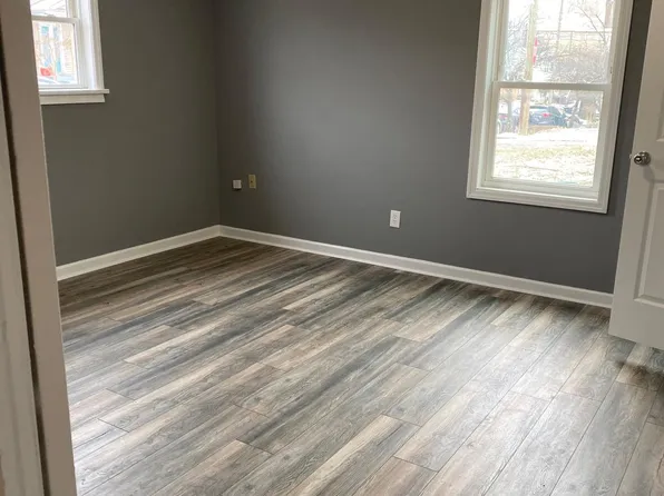 132 Haldeman Ave #1A, Louisville, KY 40206