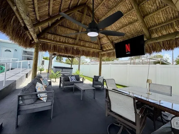 1407 Ontario Dr, Lake Worth, FL 33461