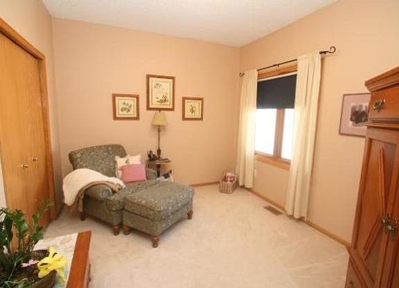 2nd main level bedroom