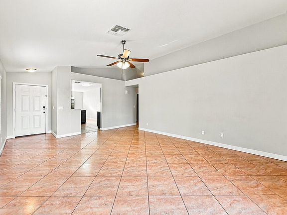 5th image of 631 N Williams St