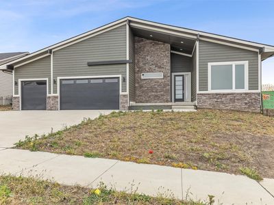 17795 Valleyview Dr, Clive, IA, 50325