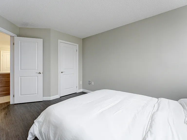 2200 Sherobee Rd — Photo 37