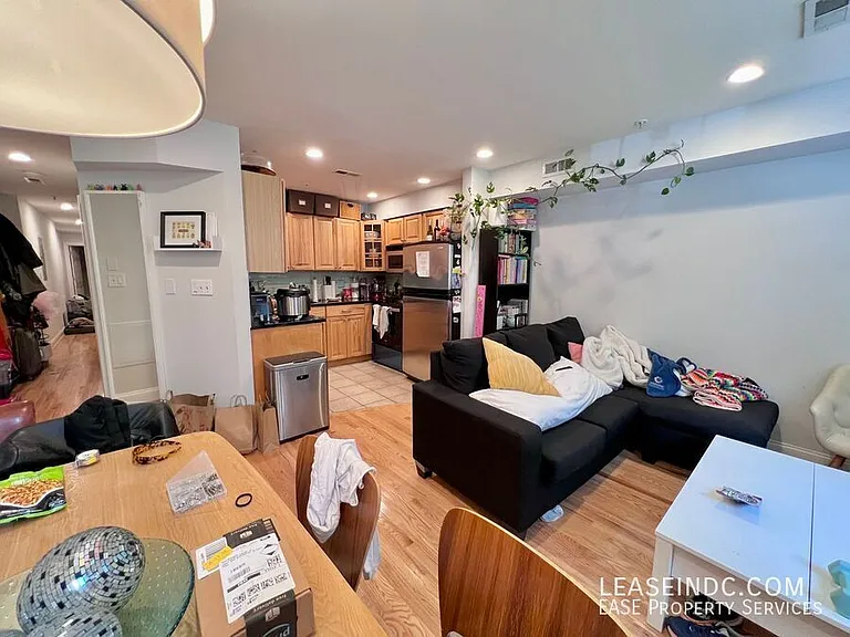 1417 Chapin St NW #101 — Photo 3