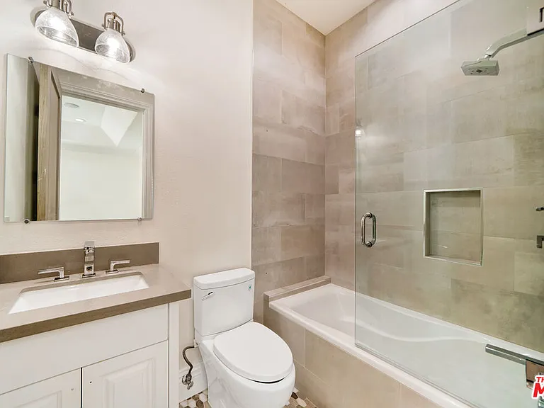 19034 Ashurst Ln — Photo 40
