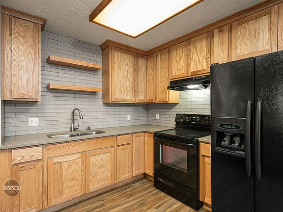 5th image of 16617 Mercy Dr APT B