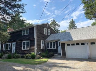 71 Plum Tree Ln, Trumbull, CT 06611
