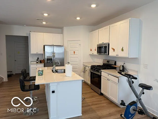 1799 Trinity Ln — Photo 9