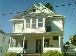 38 Bartlett St, Amsterdam, NY 12010