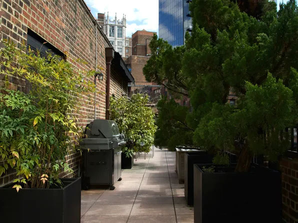 314 East 41st Street PH2B image 1 of 16