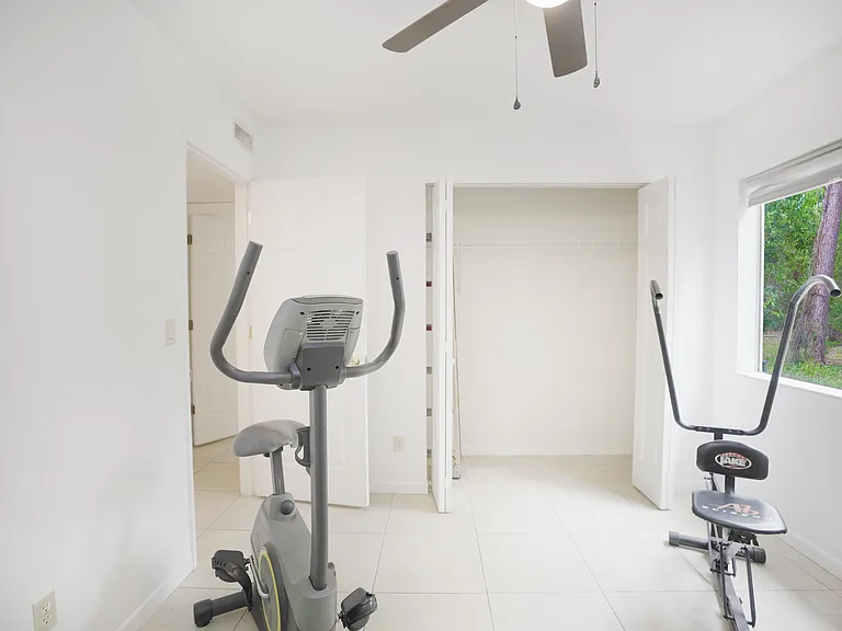 4635 Bayshore Dr #P7 — Photo 16