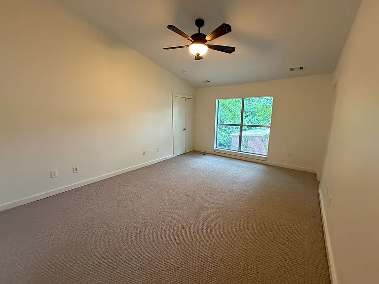 241 Maynard Ter #5 — Photo 17