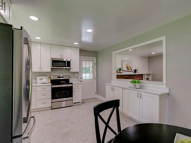 5730 Davida Rd — Photo 6