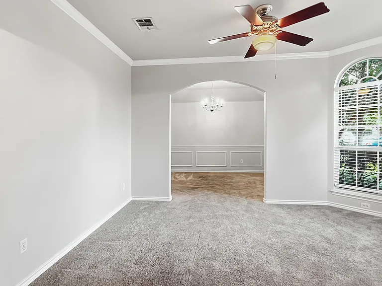 1632 Balboa Ln — Photo 6