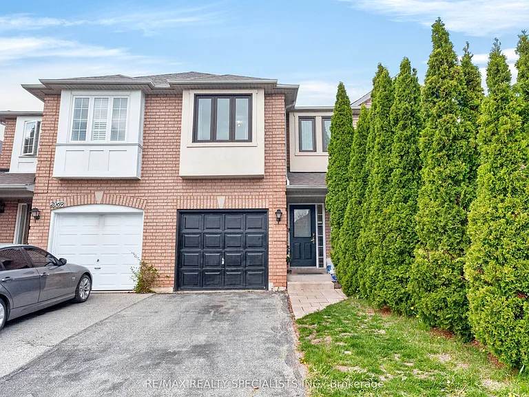 2067 Golden Orchard Trl — Photo 1