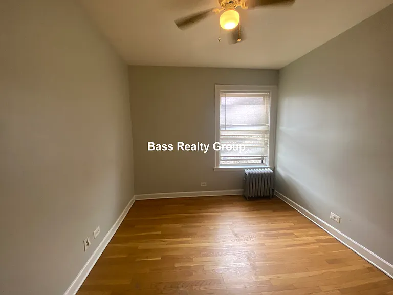 6972 N Greenview Ave #3A — Photo 5