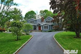 16 Cedar Ln photo 1