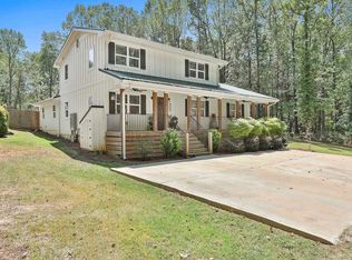 211 Roy Rd, Sharpsburg, GA 30277