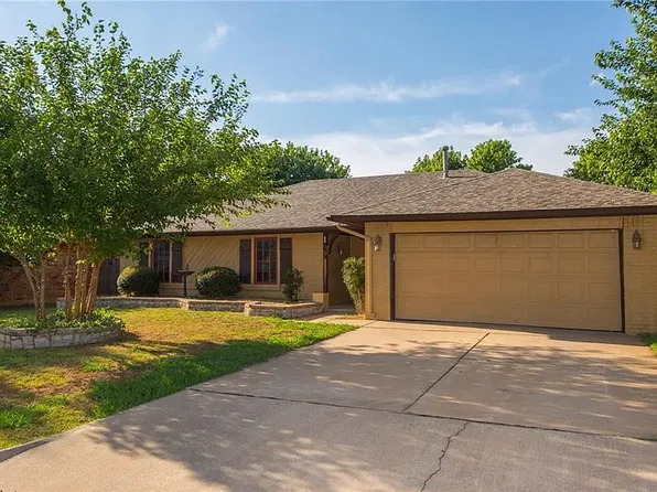 1 Raton, Edmond, OK 73013