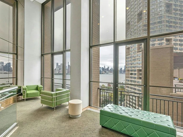 7004 Boulevard East #31D — Photo 25