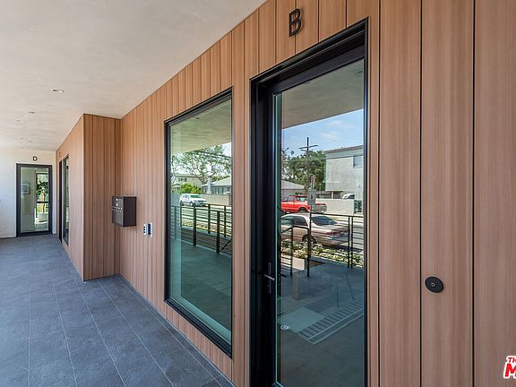 3rd image of 4095 Sawtelle Blvd #B