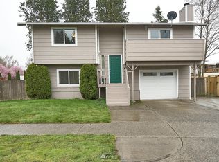 5553 34th Street Loop NE, Tacoma, WA 98422