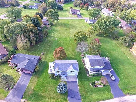 3rd image of 114 Newport Rd