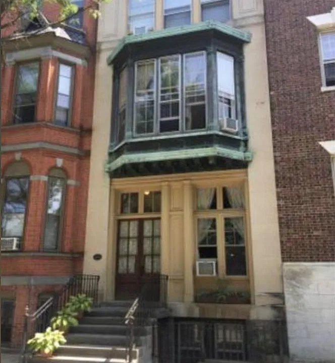 48 Willett St #3