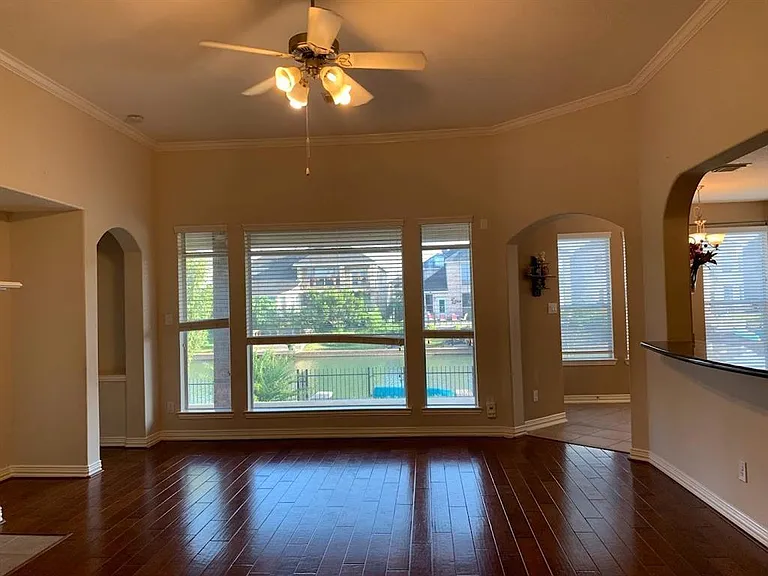 17927 Sugarloaf Bay Dr — Photo 8