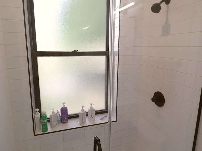 2401 N Kedzie Blvd #1 — Photo 8