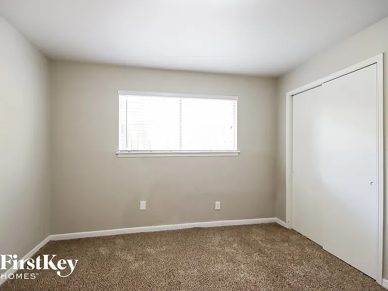 5603 Sheraton Oaks Dr — Photo 11