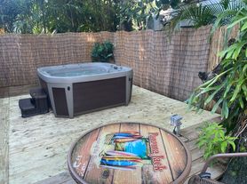 86 NE 47th St, Miami, FL