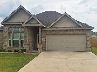 10515 Pine Ridge Ln, Port Arthur, TX 77640