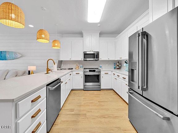 5th image of 1001 Lighthouse Lagoon Ct