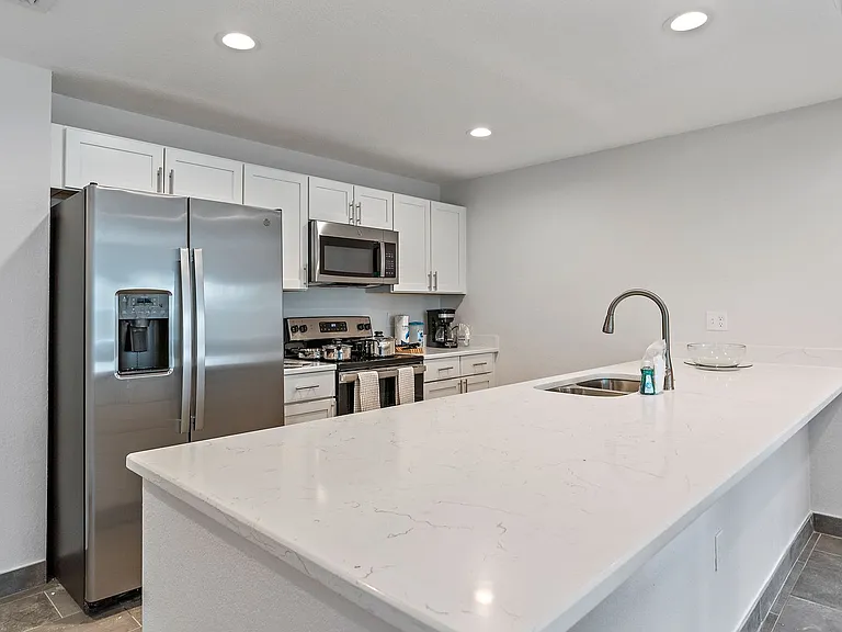 Solle Apartments — Photo 47