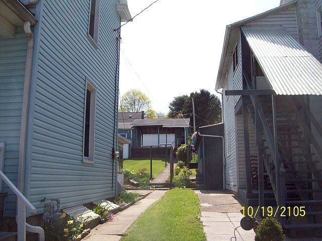 2nd image of 124 N Mann Ave