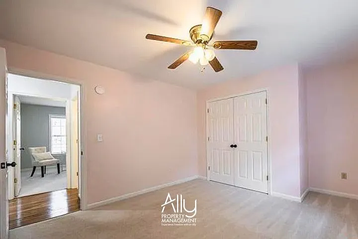 170 W Rosewood Dr — Photo 38
