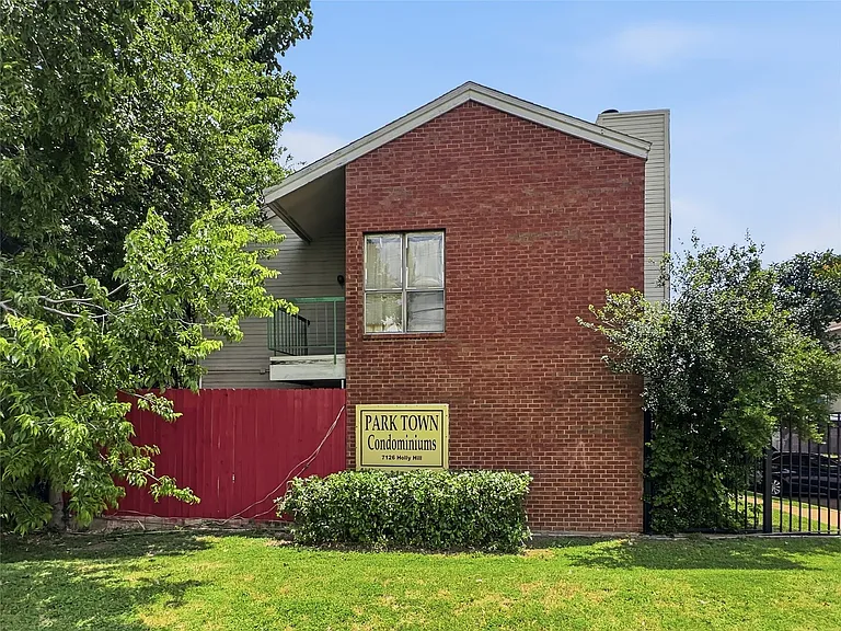 7126 Holly Hill Dr #210 — Photo 26