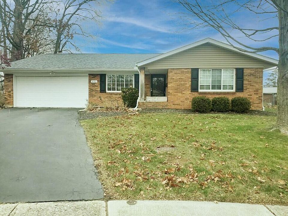 1st image of 892 Liverpool Pl