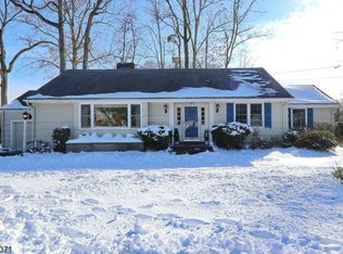 3 Dartmouth Rd, Cranford, NJ 07016