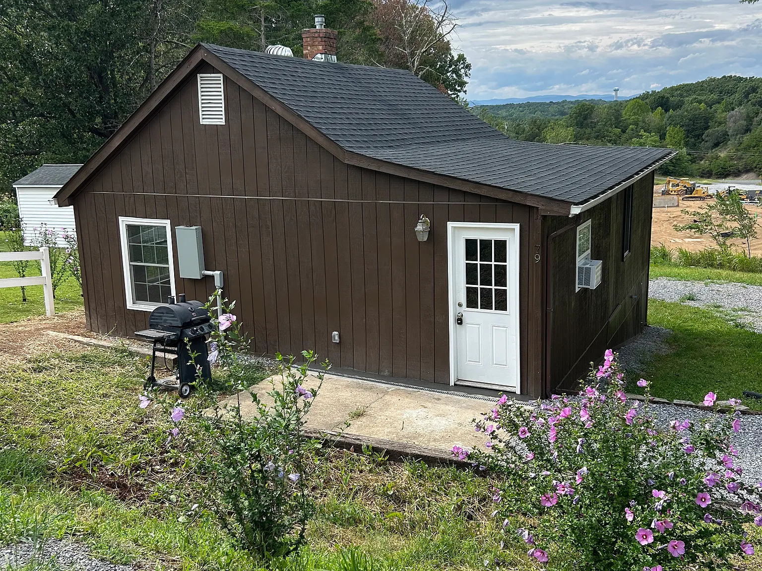 2 bed, 800 sqft, $1,450 — Photo 1