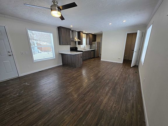 3rd image of 4359 Dogwood Blvd #743