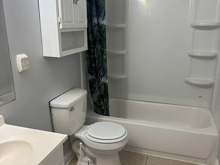 705 N Garnett Rd — Photo 8