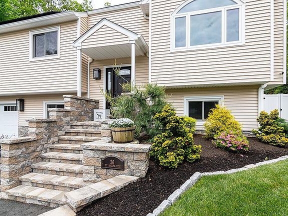 5th image of 26 Ivy Hollow Ct