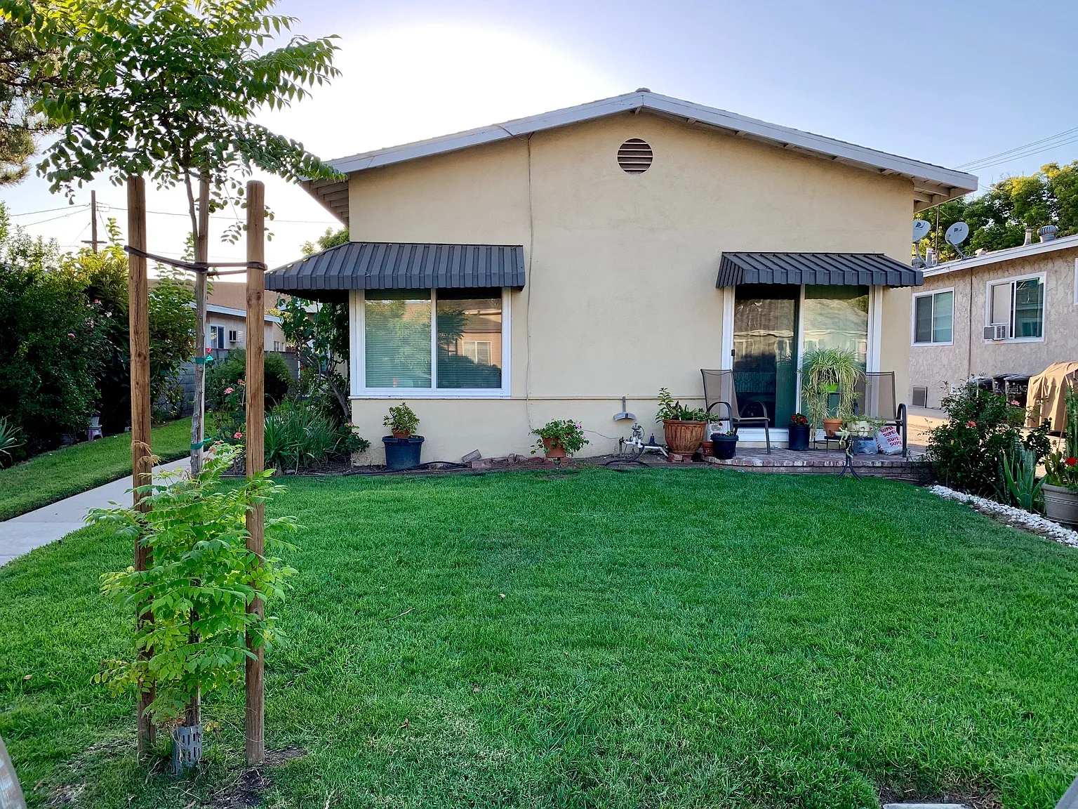 1 bed, 640 sqft, $2,200 — Photo 1