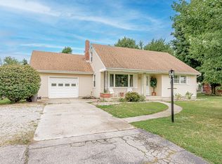 3110 Sandpoint Rd, Fort Wayne, IN 46809