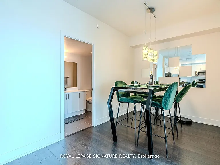 1215 Bayly St #Penthouse 206 — Photo 14