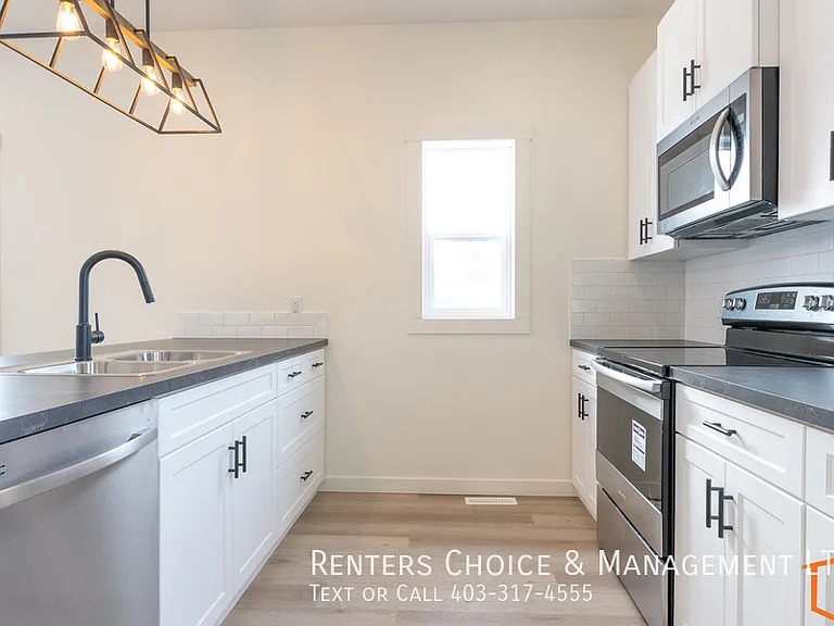 5121D 54th Ave — Photo 5